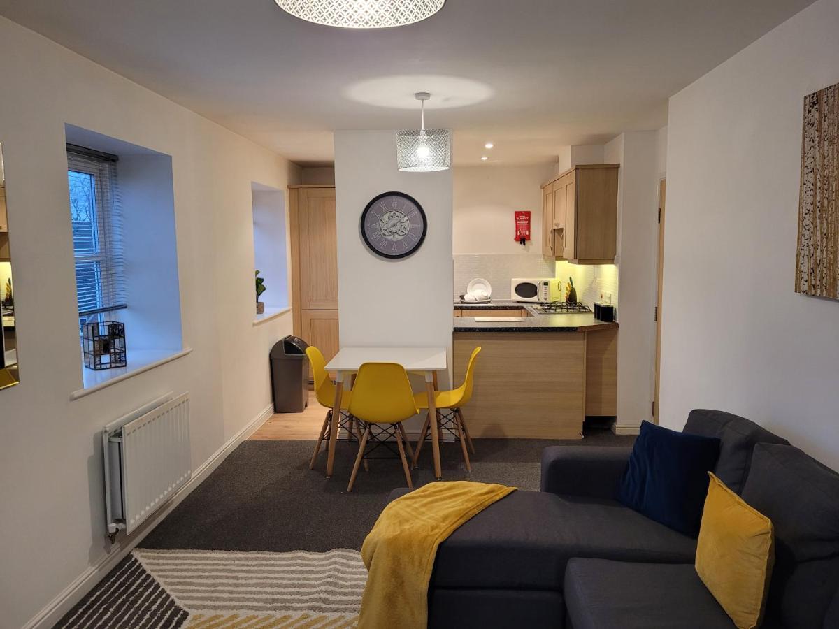 Catchpole Stays Abbey Field Apartment- A Lovely 2 Bed Apartment With Field Views Near Colchester Town Centre Exterior foto