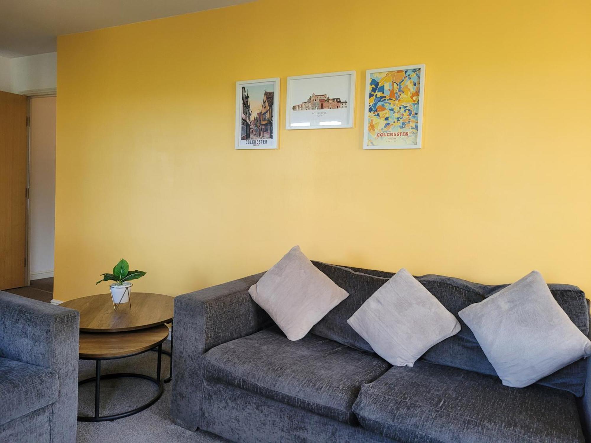 Catchpole Stays Abbey Field Apartment- A Lovely 2 Bed Apartment With Field Views Near Colchester Town Centre Exterior foto